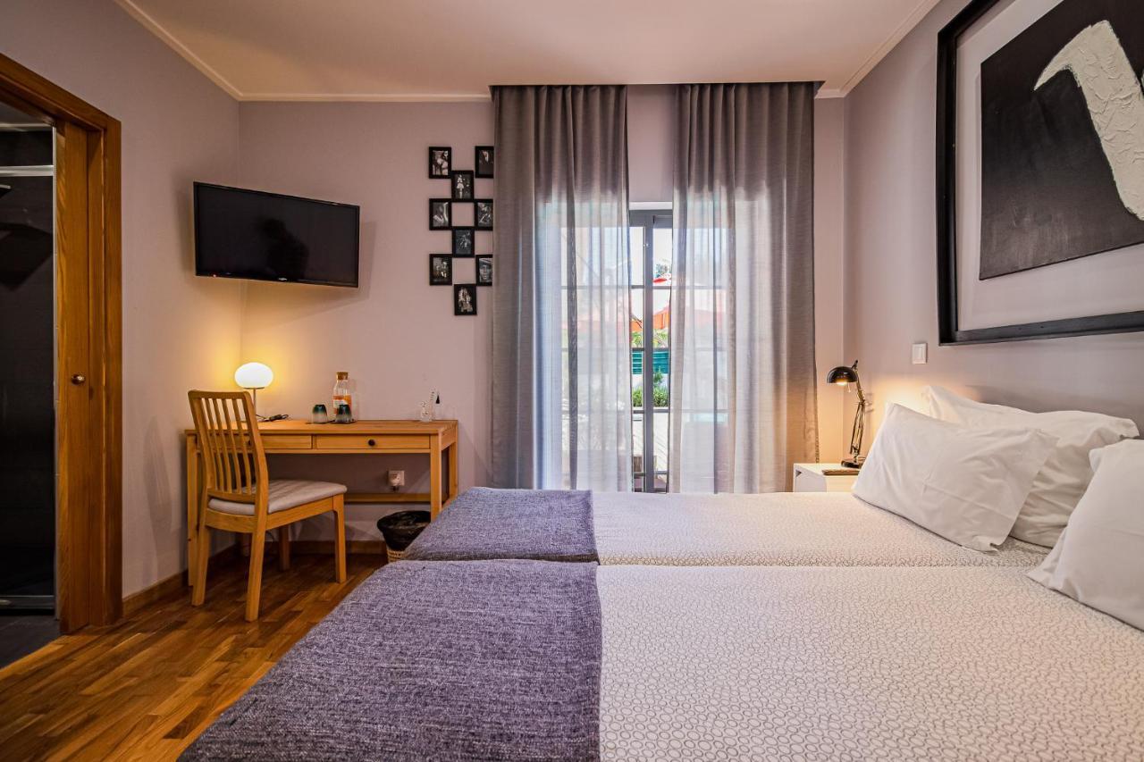 Buganvilias Do Meco Guest House Sesimbra Bagian luar foto