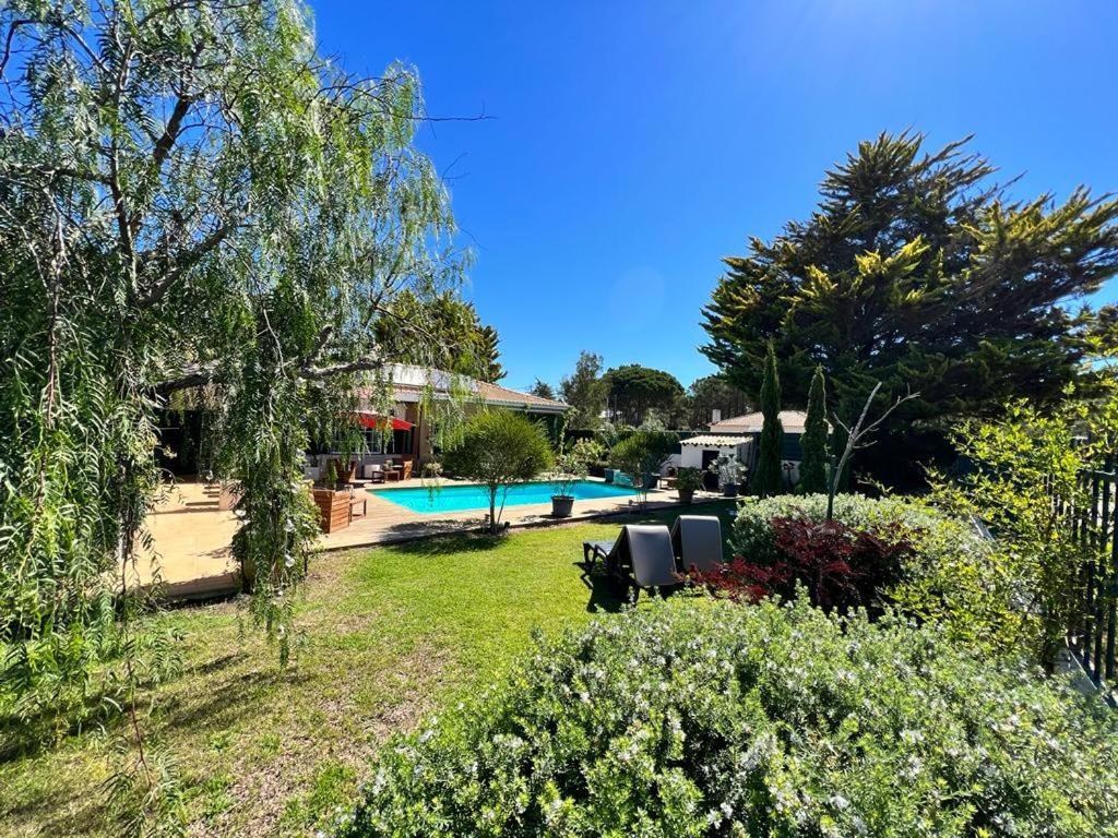 Buganvilias Do Meco Guest House Sesimbra Bagian luar foto